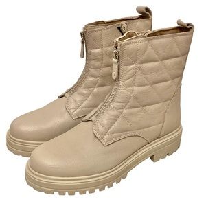 Alberto Torresi NWOT 9.5 (41) Ankle Boots Beige Leather Lug Soles Store Display